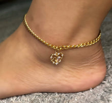 Load image into Gallery viewer, Enchanted Heart Anklet
